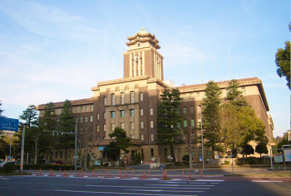 │
		    オフィスビル・庁舎    │
		名古屋市東庁舎非常用発電機取替    